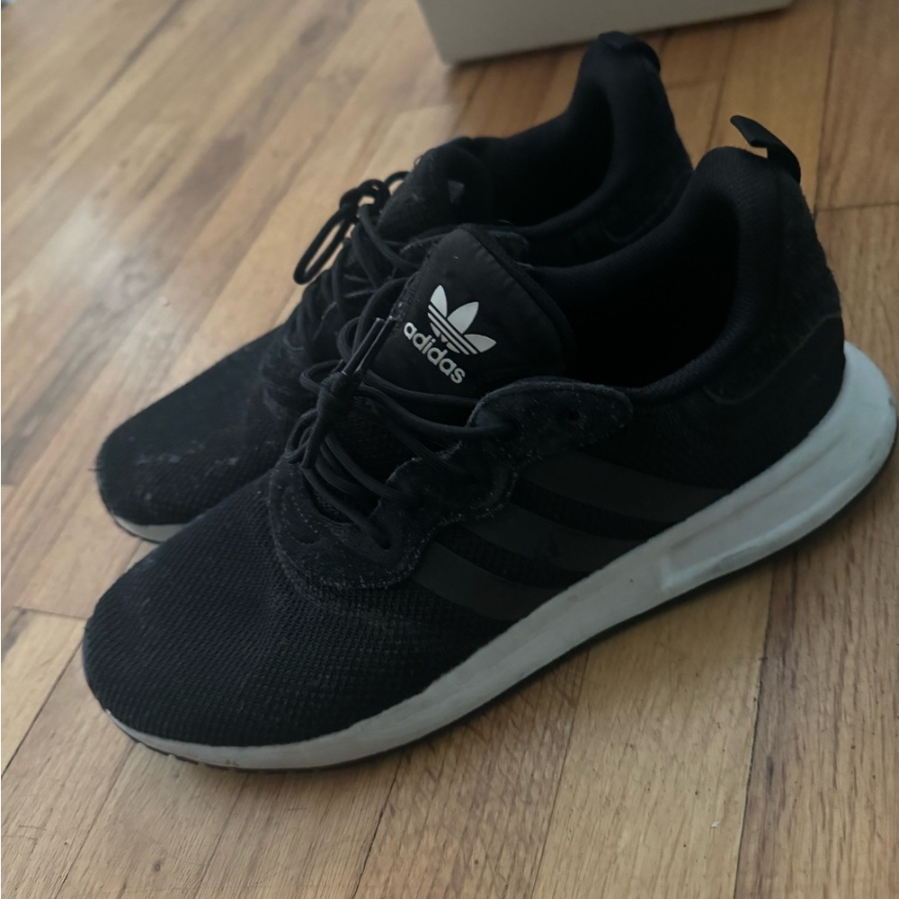 Men’s adidas black and white tennis shoes